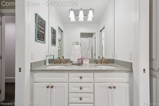 7651 Maple Ridge Court, Independence Charter Township, MI 48346