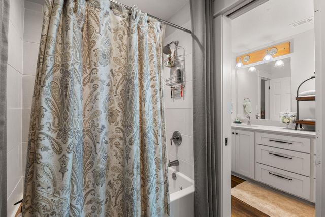 203 Buccaneer Dr., Hattiesburg, MS 39402