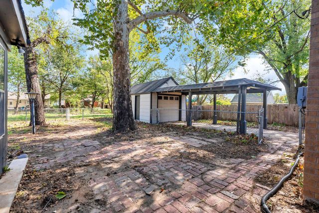 444 S Glendale St, Wichita, KS 67218