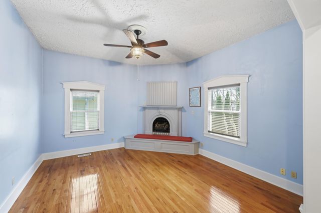 119 E Stephens Street, Midway, KY 40347