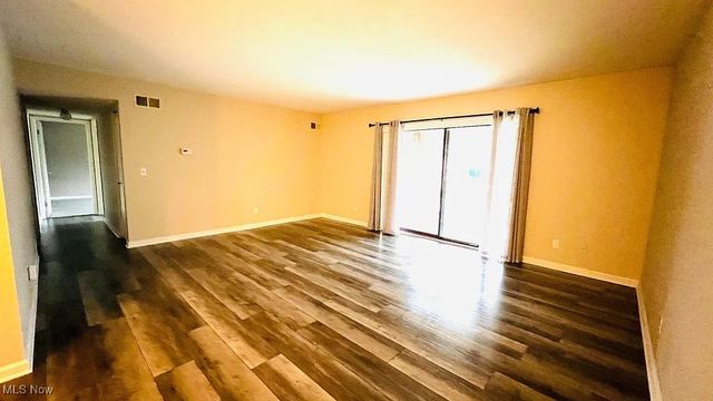 1263 Lost Nation Road 22, Willoughby, OH 44094