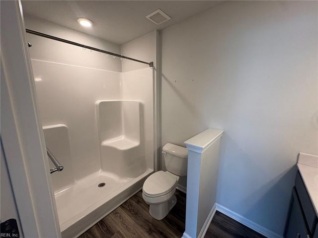 990 Jefferson ST, Suffolk, VA 23434