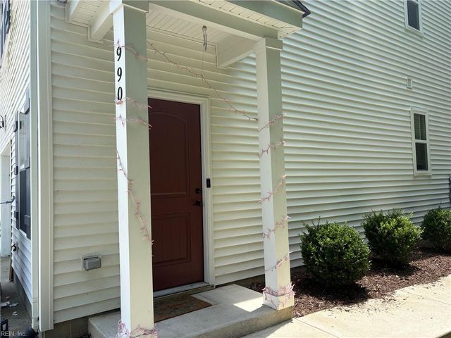 990 Jefferson ST, Suffolk, VA 23434