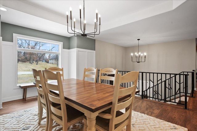 8183 Old Oak Drive, Demotte, IN 46310