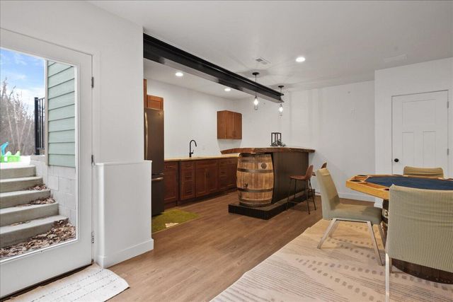 8183 Old Oak Drive, Demotte, IN 46310