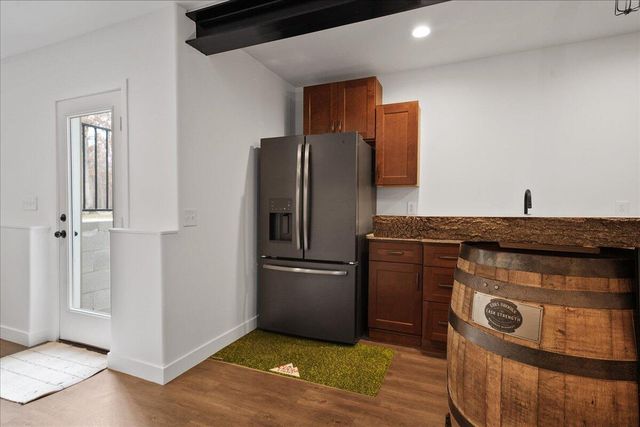 8183 Old Oak Drive, Demotte, IN 46310