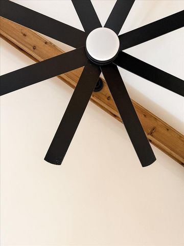 8183 Old Oak Drive, Demotte, IN 46310