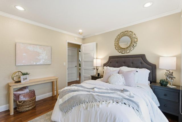 130 Lyell Street, Los Altos, CA 94022