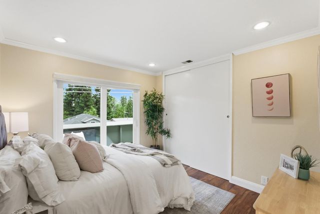 130 Lyell Street, Los Altos, CA 94022