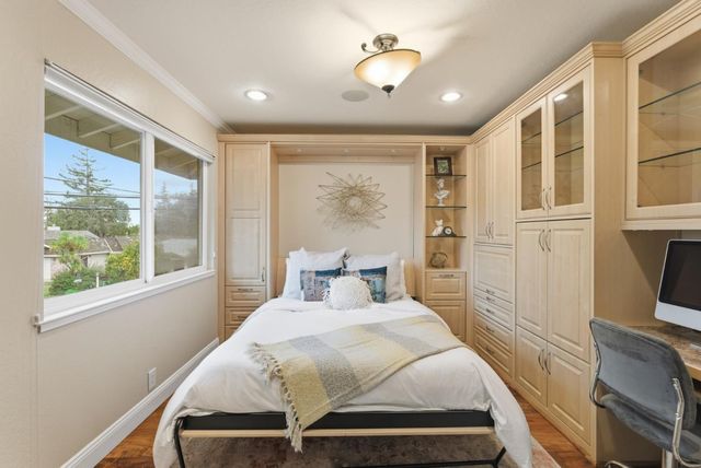 130 Lyell Street, Los Altos, CA 94022