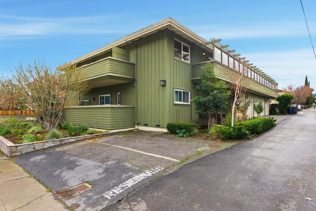 130 Lyell Street, Los Altos, CA 94022