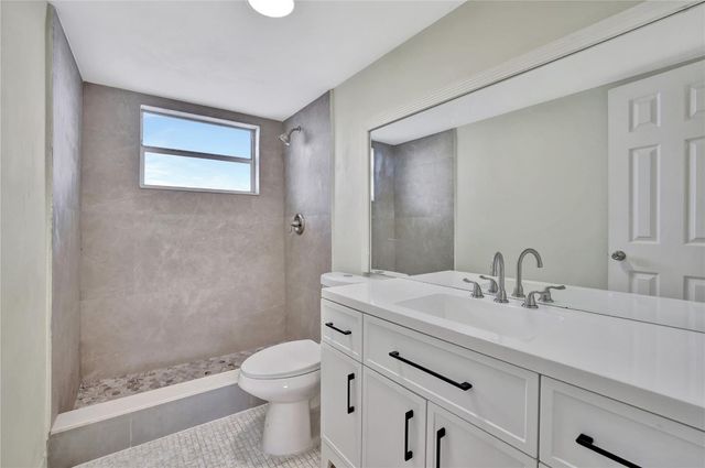 4050 NW 42nd Avenue 312, Lauderdale Lakes, FL 33319