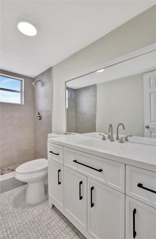 4050 NW 42nd Avenue 312, Lauderdale Lakes, FL 33319