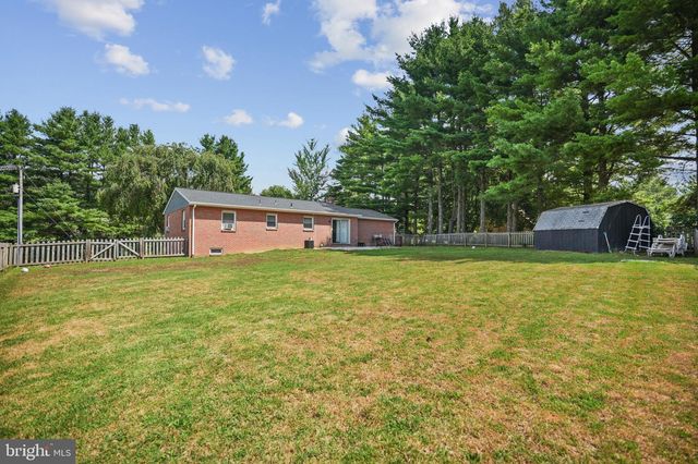 493 WINDY HILL RD, New Freedom, PA 17349