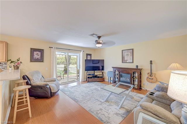 8889 Fawn Ridge DR, Fort Myers, FL 33912