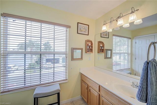 8889 Fawn Ridge DR, Fort Myers, FL 33912