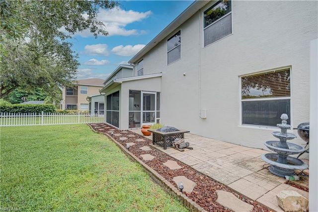 8889 Fawn Ridge DR, Fort Myers, FL 33912
