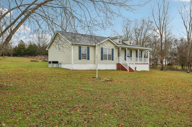 1101 Bugscuffle Rd, Wartrace, TN 37183