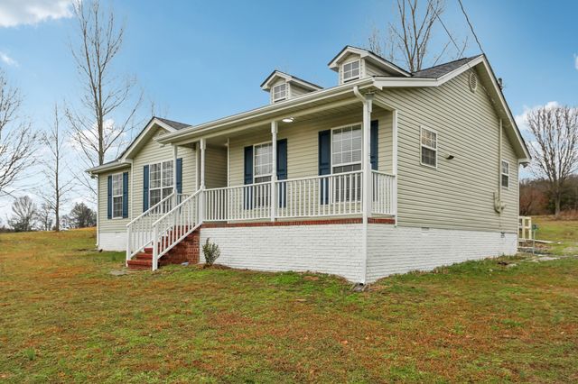 1101 Bugscuffle Rd, Wartrace, TN 37183