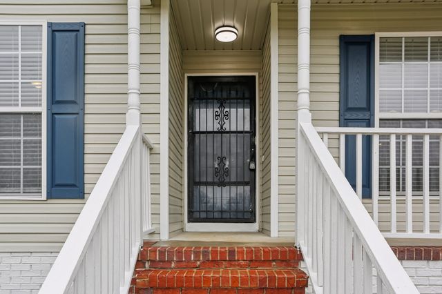 1101 Bugscuffle Rd, Wartrace, TN 37183