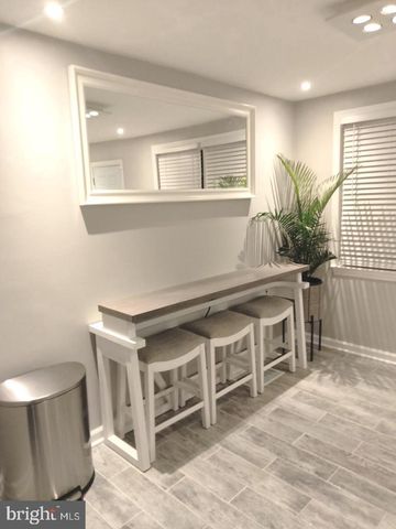 6669 CHURCH LN, Upper Darby, PA 19082