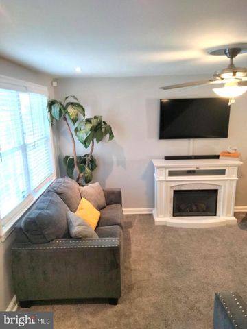 6669 CHURCH LN, Upper Darby, PA 19082