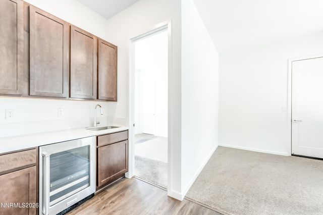 1852 Hogan Peak Street, Carson City, NV 89701