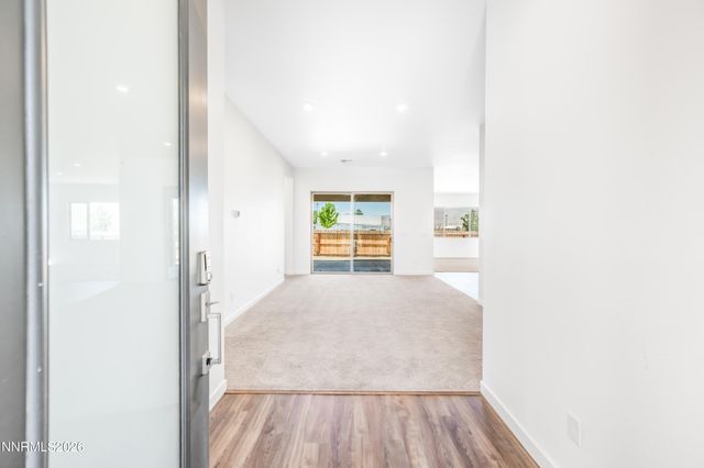 1852 Hogan Peak Street, Carson City, NV 89701