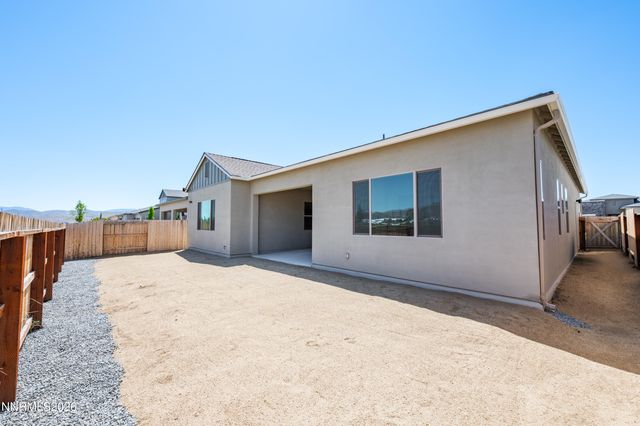 1852 Hogan Peak Street, Carson City, NV 89701