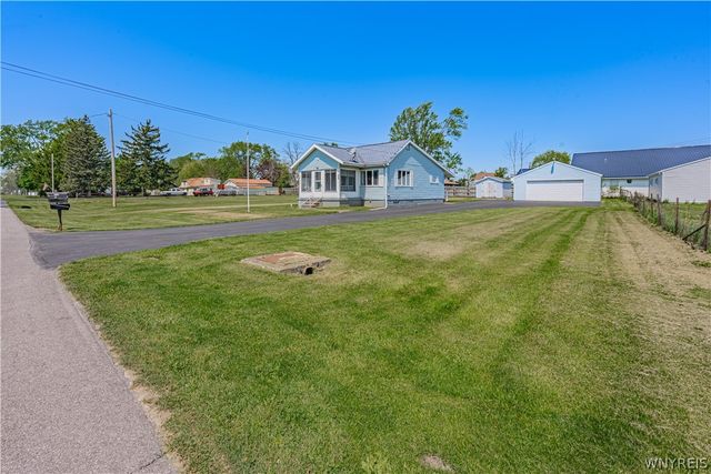 4784 Chester Avenue, Niagara, NY 14305
