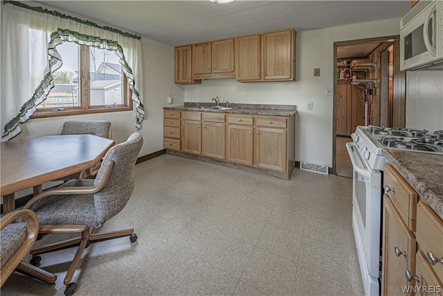 4784 Chester Avenue, Niagara, NY 14305