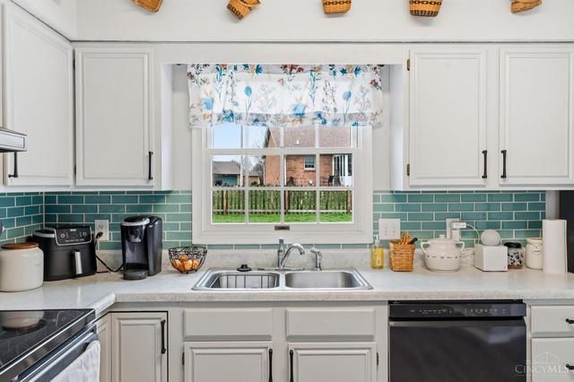 1611 Lakewood Drive, Wilmington, OH 45177