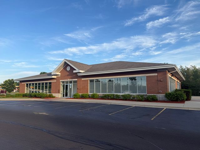 900 S Milwaukee Avenue, Vernon Hills, IL 60061