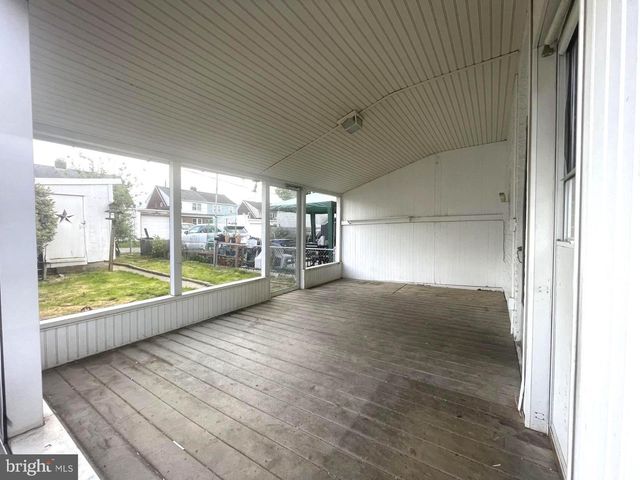 1136 E SOUTH ST, York, PA 17403