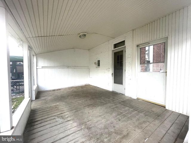 1136 E SOUTH ST, York, PA 17403