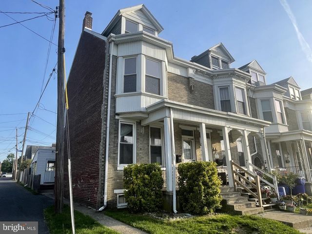1136 E SOUTH ST, York, PA 17403