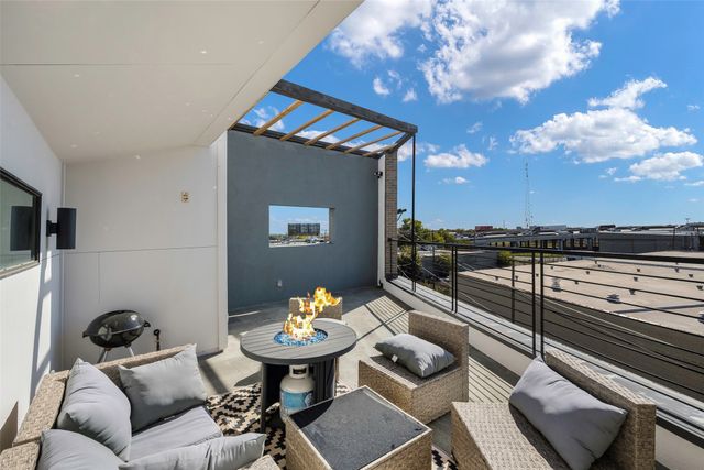 506 1st Avenue, Dallas, TX 75226