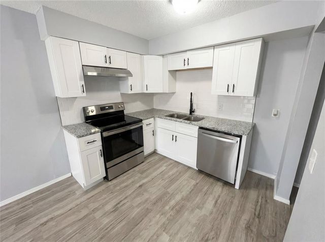 6020 NW Expressway, Oklahoma City, OK 73132