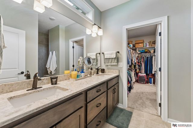 11976 S 113th Street, Papillion, NE 68046