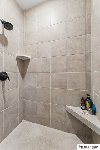 11976 S 113th Street, Papillion, NE 68046