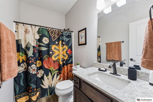 11976 S 113th Street, Papillion, NE 68046