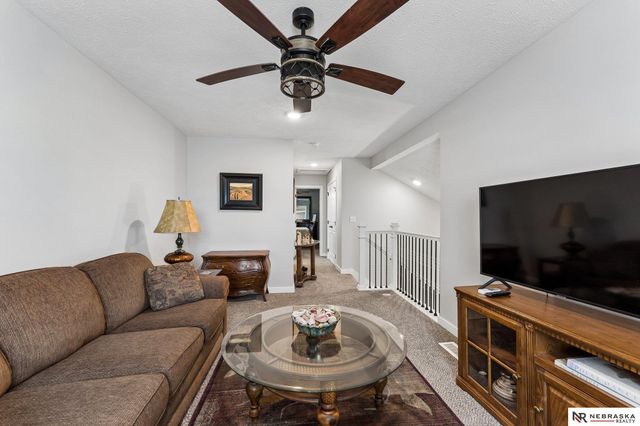 11976 S 113th Street, Papillion, NE 68046