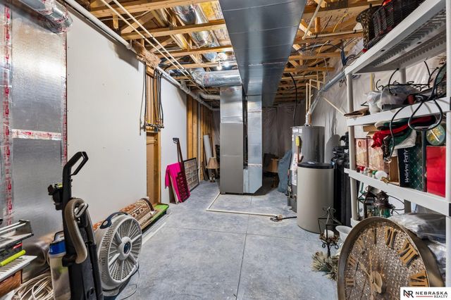 11976 S 113th Street, Papillion, NE 68046