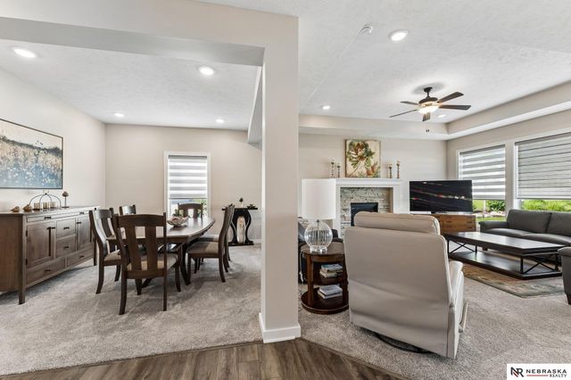 11976 S 113th Street, Papillion, NE 68046