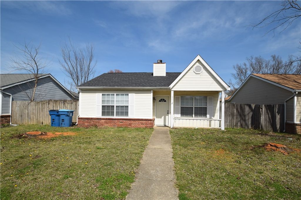 207 16th Street, Bentonville, AR 72712