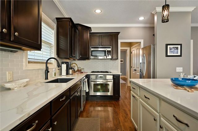 3352 SW Arena Drive, Lee's Summit, MO 64081