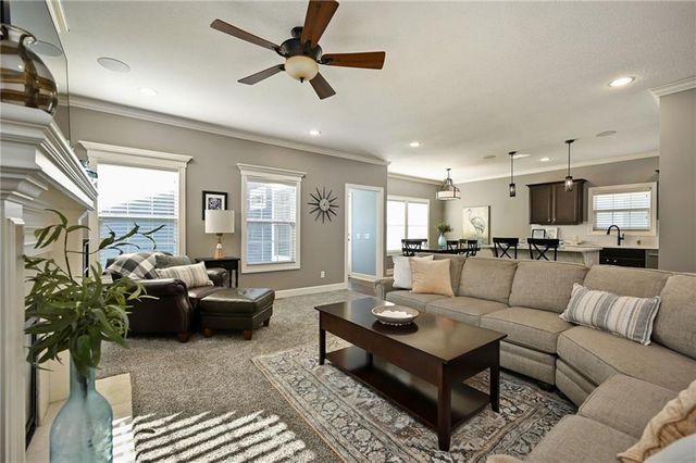 3352 SW Arena Drive, Lee's Summit, MO 64081