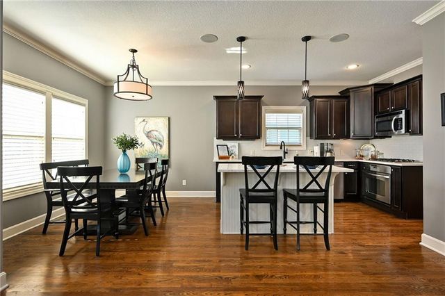 3352 SW Arena Drive, Lee's Summit, MO 64081