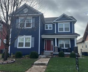 3352 SW Arena Drive, Lee's Summit, MO 64081