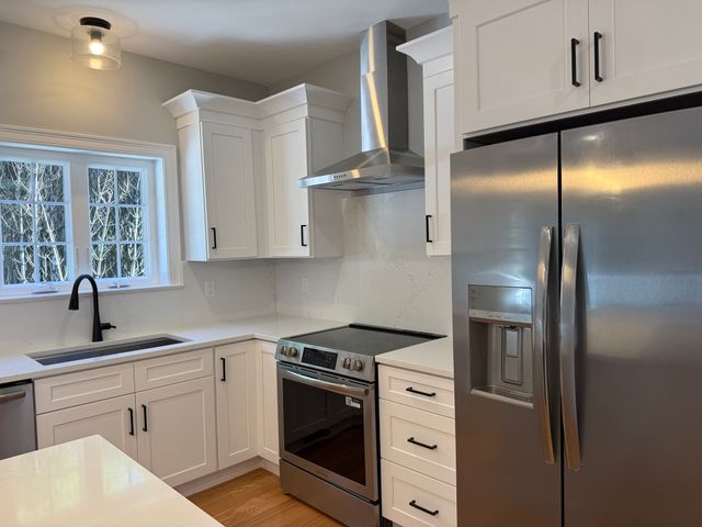 81 Park Dr., Acushnet, MA 02743